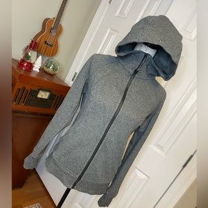 Lulu lemon scuba hoodie dark grey Heather 8 w/ bonus tank free